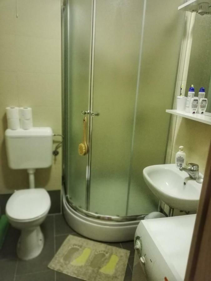 Apartman Matan, 포스티라 외부 사진
