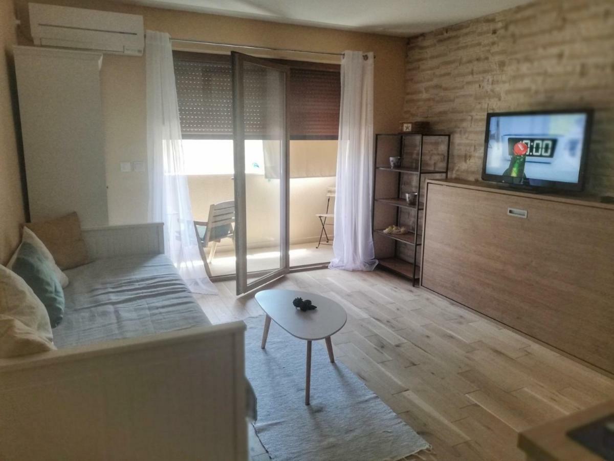 Apartman Matan, 포스티라 외부 사진